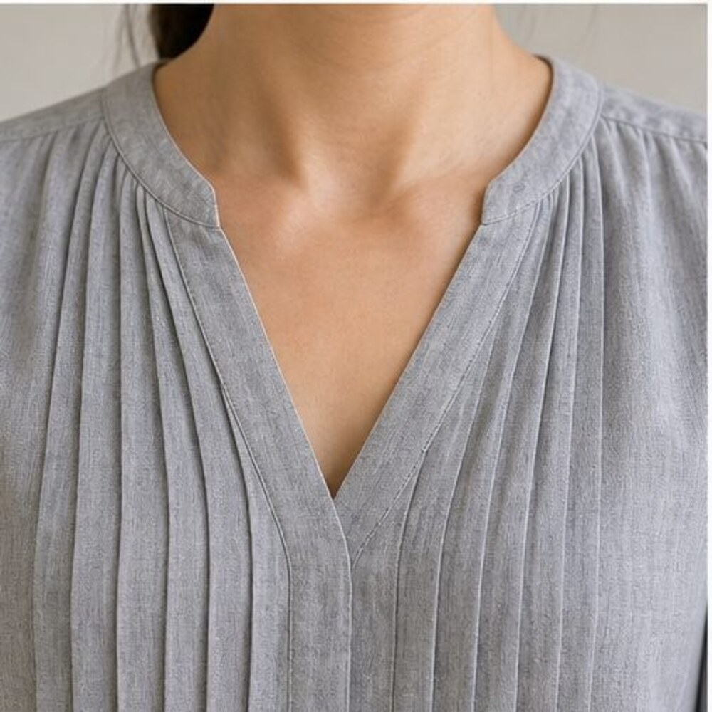 Gray V Neck Top - Picture 4 of 6